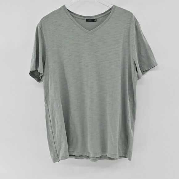 VINCE Shirt Mens Sz XL Sage Green 100% Cotton V Neck Tee Short Sleeve Basic - Picture 4 of 12